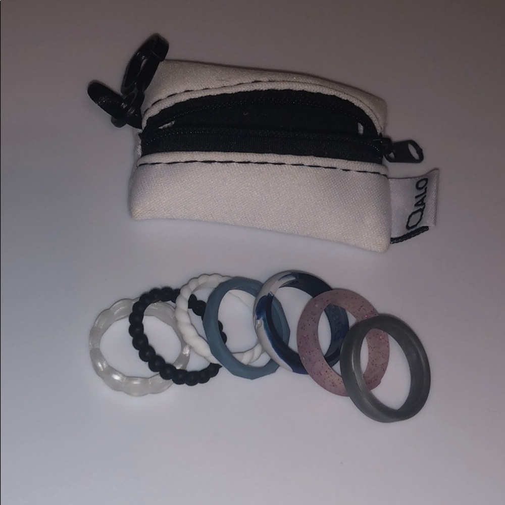 New set of 2 Qalo gray/ blue marble rings size 9